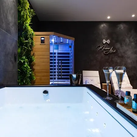 Lejlighed Le & Le Cocon - Jacuzzi - Sauna - - Melina & Alfred